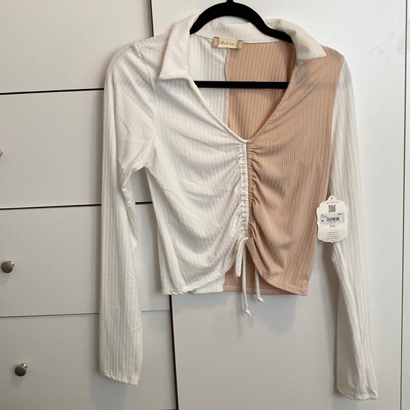 Altar’d State Ivory & Nude Top - Picture 1 of 5